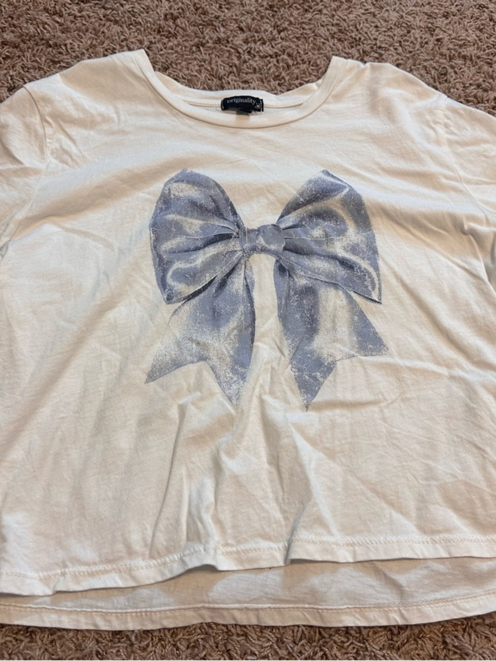 Dry Goods White Short Sleeve Tee with Light Blue Bow Graphic size XL
